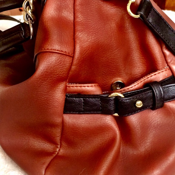 Steve Madden brown satchel. - Picture 5 of 8